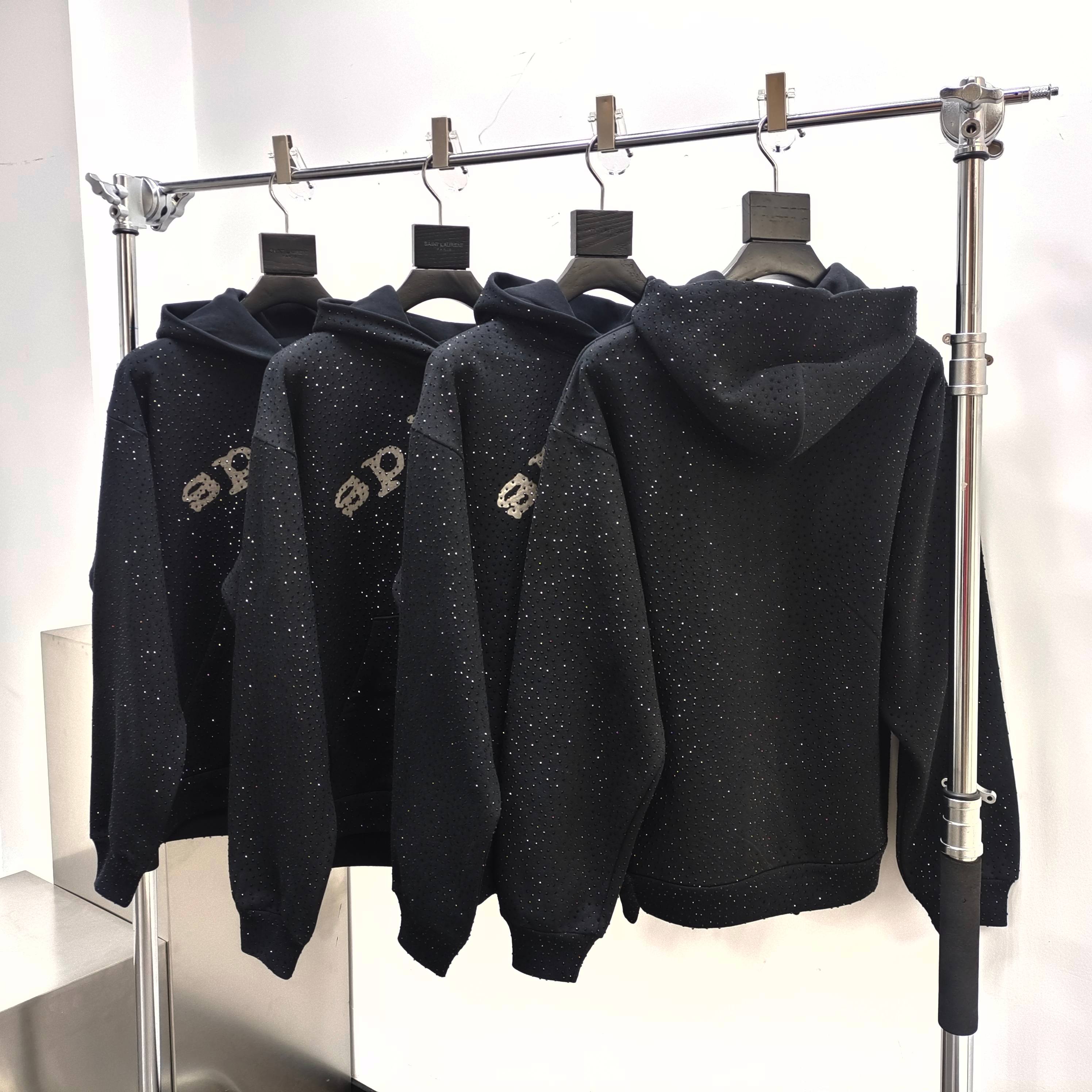 CLOTHES